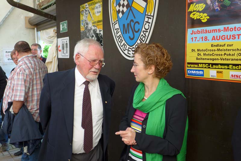 L1010418_9202656537_l