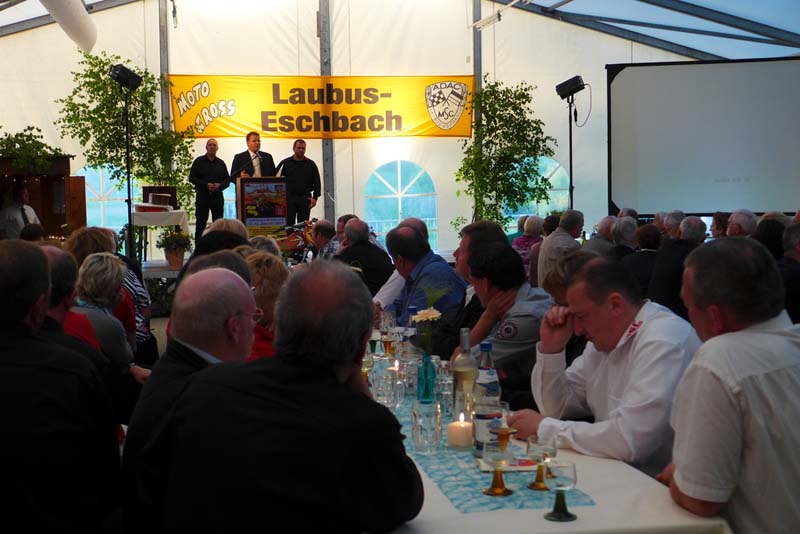 L1010435_9205395216_l