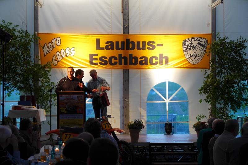 L1010446_9202575569_l