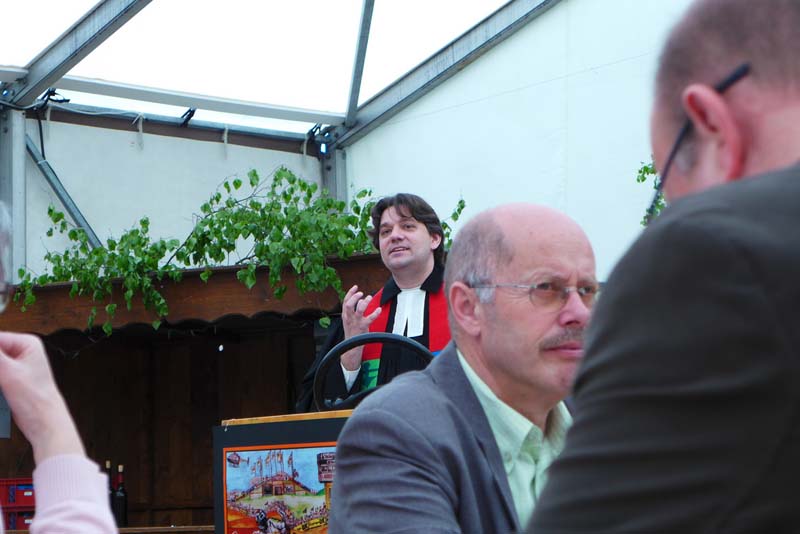 L1010462_9202529825_l