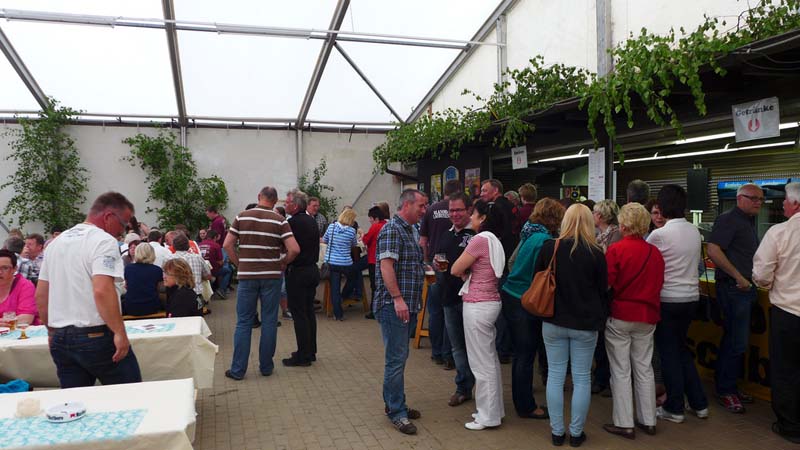 L1010543_9205055210_l