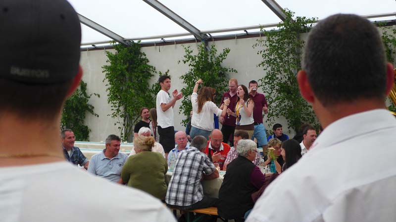 L1010576_9204942768_l